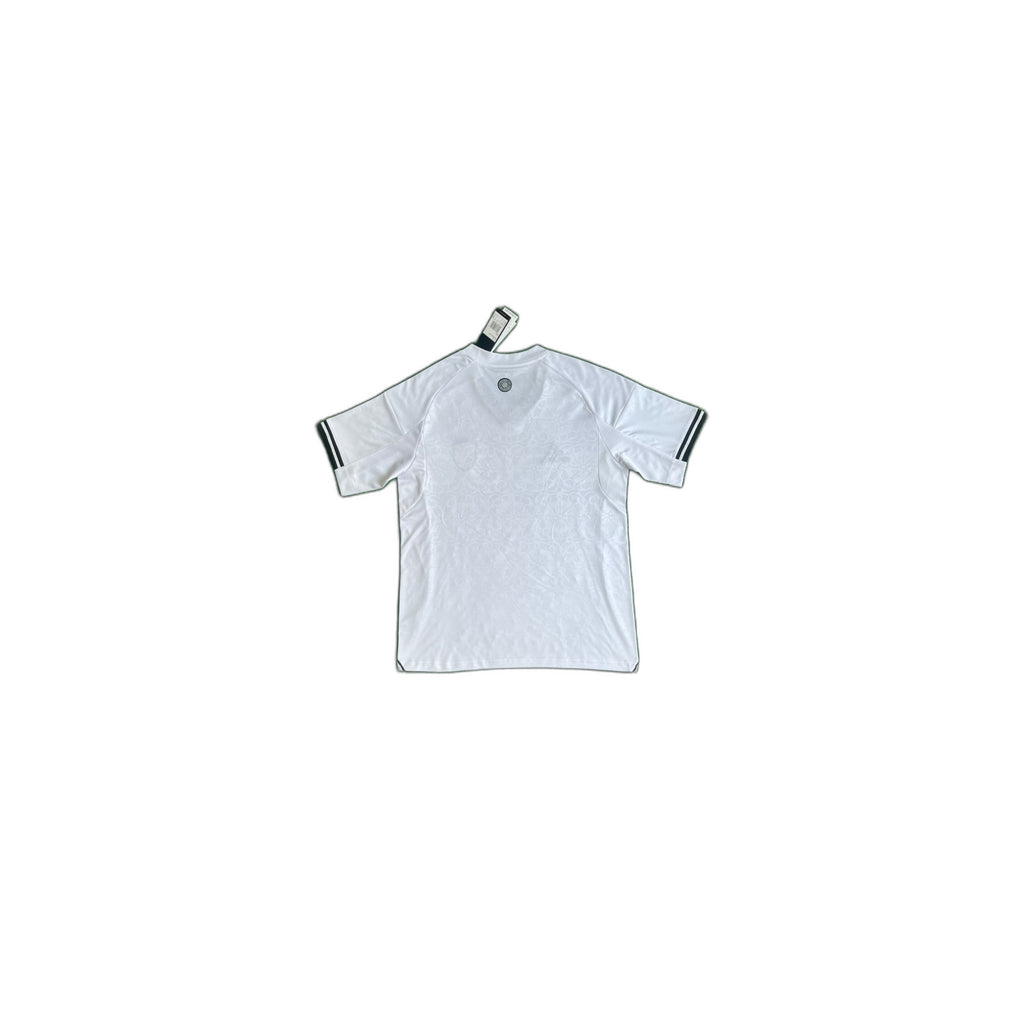 Fulham home shirt 2025/26