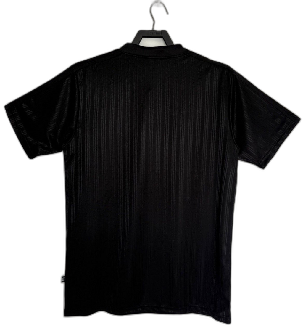 Liverpool 95/96 blackout shirt